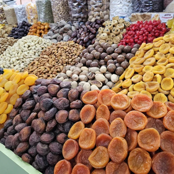 Sun-Dried Apricots 12 oz — Snacks at Peasley Store